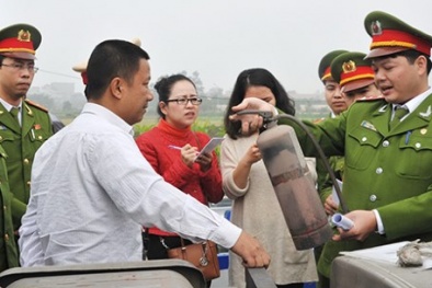 Chưa phạt ô tô thiếu bình chữa cháy