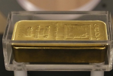 Giá vàng hôm nay 13/1/2016 tiếp tục giảm do đồng đô la lên cao