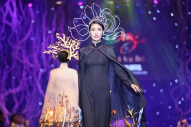 Lan Khuê ‘vượt mặt’ Phạm Hương về độ khủng của trang phục trình diễn