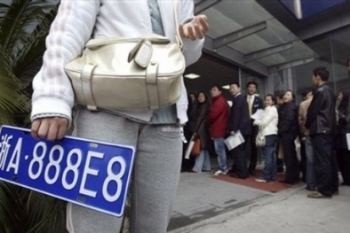 Thị trường ôtô Trung Quốc – biển số đắt hơn xe hơi