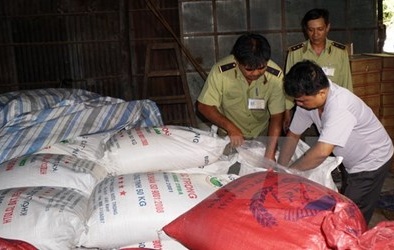 Đường lậu lại đe dọa đường trong nước