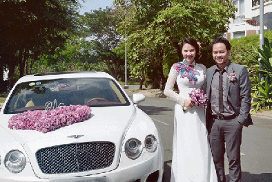  ‘Giật mình’ trước xe cưới trị giá chục tỷ của người mẫu Trang Nhung