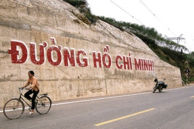 Triển khai dự án đường Hồ Chí Minh đoạn Cam Lộ - La Sơn theo hợp đồng BT 