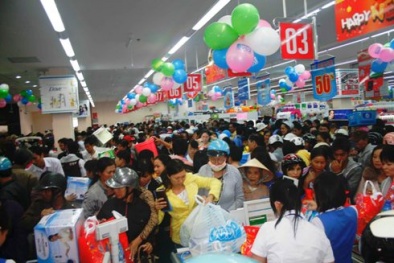 Giáp tết Nguyên Đán, siêu thị dồn dập tung ra chương trình giảm giá