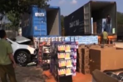 Bắt giữ 1 container hàng ngoại nhập lậu trị giá 2 tỷ đồng đổ về TP.HCM
