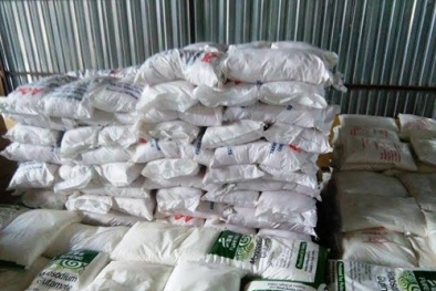 Ngỡ ngàng phát hiện cả trăm tấn bột ngọt Trung Quốc 'đội lốt' hàng Việt