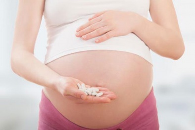 Mẹ uống thuốc hen suyễn, con dễ mắc bệnh tự kỷ