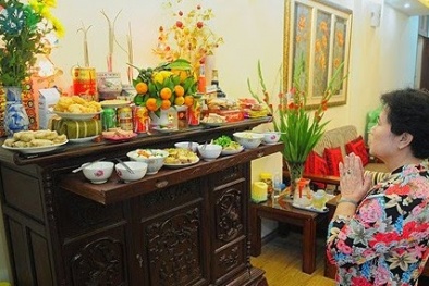 Cách rút chân hương đúng chuẩn ngày cúng ông Công, ông Táo