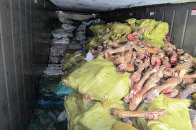 Đau đầu chuyện thực phẩm bẩn, hàng giả ngày Tết