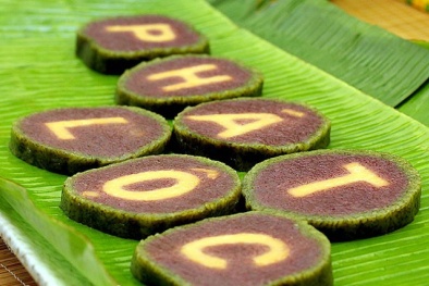 Cách làm bánh tét chữ độc đáo, phát lộc đầu năm mới