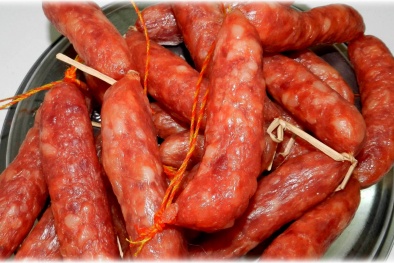 Lạp xưởng-Thực phẩm đáng lo ngại nhất dịp cận Tết