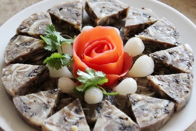 Cách làm giò tai giòn ngon của Vua đầu bếp