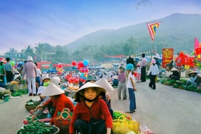 Bất ngờ với phiên chợ cầu duyên mỗi năm chỉ họp 1 lần