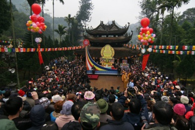 Chùa Hương phủ song wifi miễn phí phục vụ du khách mùa lễ hội 2016