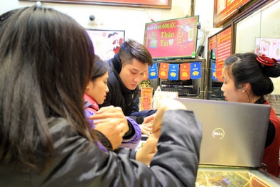 Các cửa hàng vàng chạy đưa chờ bùng nổ doanh số ngày vía Thần Tài