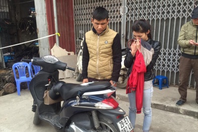 'Cặp bài trùng' đi xe Liberty mặt xám ngoét khi gặp cảnh sát