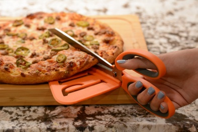 Sự thật 'siêu bẩn' đằng sau tấm biển cửa hàng bán pizza thơm ngon