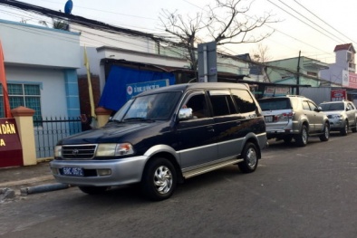 Phê bình 4 đơn vị có xe công đi đám cưới 