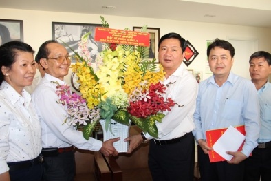 Bí thư TP. HCM Đinh La Thăng thăm và tri ân bác sỹ Trần Đông A 