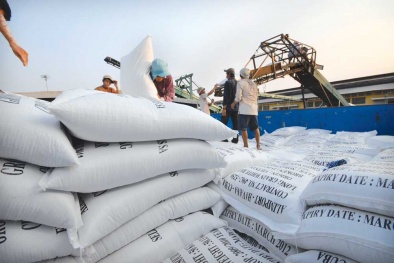 Quá lệ thuộc thị trường gạo Trung Quốc