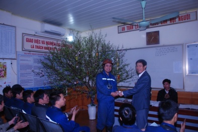 Than Khe Chàm thưởng 641 triệu đồng cho các thợ lò đạt năng suất cao