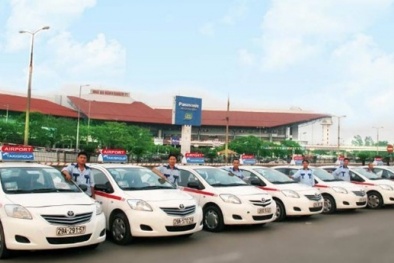 Có nên cho phép các doanh nghiệp taxi được tự điều chỉnh đồng hồ cước?
