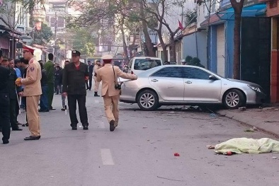 Làm rõ thông tin 'nhiễu' về lái xe Camry tông chết 3 người ở Long Biên