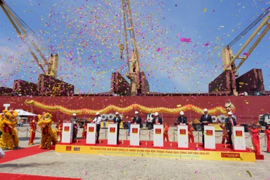 Tôn Hoa Sen xuất khẩu lô hàng 20.000 tấn tôn đầu tiên sang Mỹ