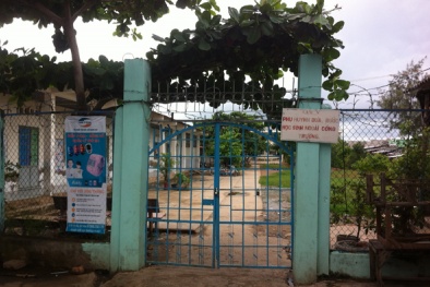 Nguyên hiệu trưởng lạm thu khiến học sinh phải nghỉ học bị kỷ luật Đảng