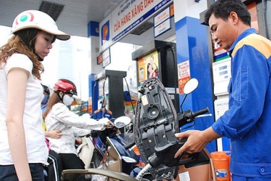 Giá xăng ‘đứng im’ dù nhiều đồn thổi giá tăng thêm 300 đồng/lít