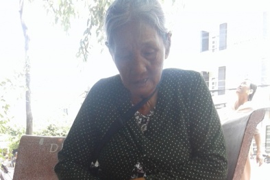 Thương tâm cụ bà bán vé số bị cướp kéo lê trên đường 