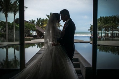 Lương Thế Thành – Thúy Diễm ‘khoe’ ảnh cưới đẹp đến ngỡ ngàng