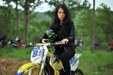 Trương Ngọc Ánh lần đầu làm đội trưởng đội cảnh sát đặc nhiệm