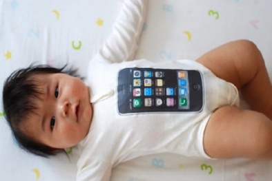 Bán con gái mới sinh chỉ để mua iPhone