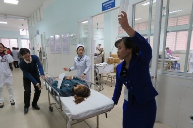 Thu giữ mẫu thức ăn khiến 2 bà bầu nhập viện nghi ngộ độc thực phẩm