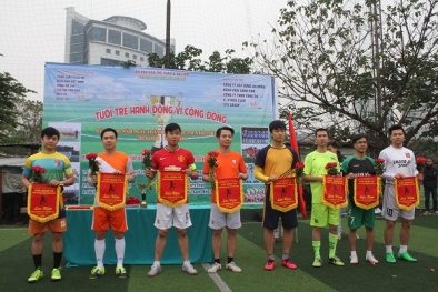 Bất ngờ các nghệ sĩ, diễn viên, ca sĩ ra sân cỏ tranh giải gây quỹ từ thiện