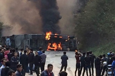 Hé lộ nguyên nhân vụ tai nạn thảm khốc xe bồn đâm xe khách ở Hòa Bình