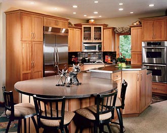 Chọn lựa và bố trí bàn ăn 'chuẩn' phong thủy 