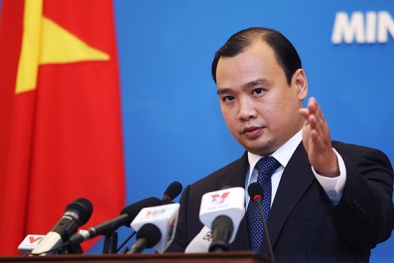 Bộ Ngoại giao Việt Nam lên án vụ tàu Trung Quốc lộng hành ở Biển Đông