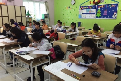 Học sinh lớp 4 'thử sức' làm Toán và Khoa học bằng tiếng Anh