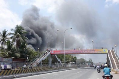 Tin tức thời sự 24h ngày 20/3: Cầu Ghềnh sập, chợ Hóa An cũng hóa biển lửa