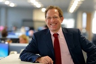 Giám đốc nghỉ việc chi 10 triệu USD tặng nhân viên