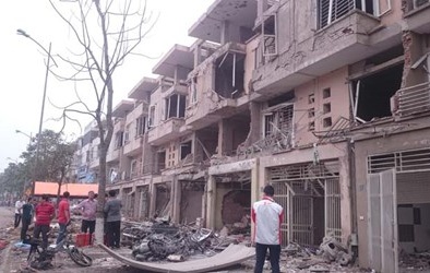 Vụ nổ Hà Đông: Thoát chết trong gang tấc dù ở cực gần vật nghi bom