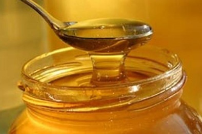 Tử vong vì dùng mật ong trộn