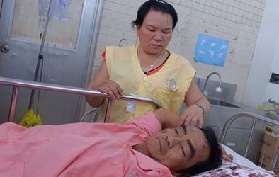 Bộ trưởng Y tế yêu cầu miễn viện phí cho ông Huỳnh Văn Nén