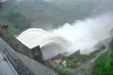 Nước cứu hạn từ Trung Quốc và Lào xả ra sắp về đến Việt Nam