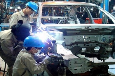 Nước ASEAN nào rót tiền vào Việt Nam nhiều nhất 2015?