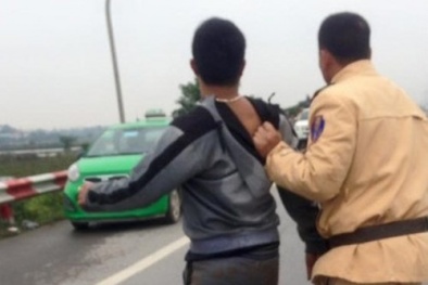 Tin pháp luật an ninh 24h qua: Bắt gọn đối tượng mang dao đi cướp xe taxi