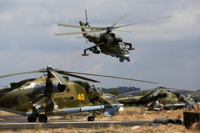 Trực thăng tấn công hạng nặng của Nga rút khỏi căn cứ tại Syria