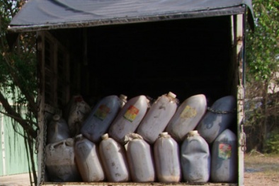 Chặn đường lên bàn ăn của hơn 5 tấn dầu mỡ bẩn đã qua sử dụng